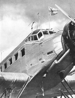 THE PILOT’S CABIN on a Swedish Air Line’s Ju.52 Junkers aircraft