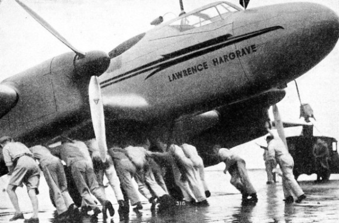 A JUNKERS AIR LINER IN AUSTRALIA