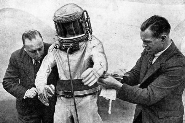 THE PRESSURE SUIT USED BY FLIGHT LIEUTENANT M. J. ADAM