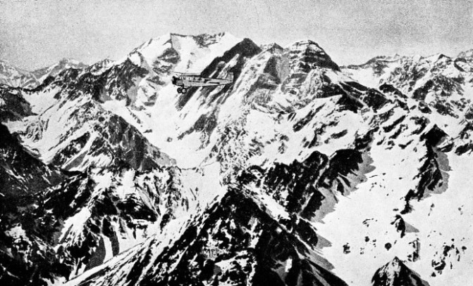 MAIL AEROPLANE FLYING THROUGH THE USPALLATA PASS