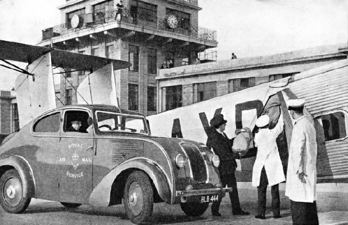 LOADING MAILS ON BOARD AN IMPERIAL AIRWAYS LINER at Croydon Airport