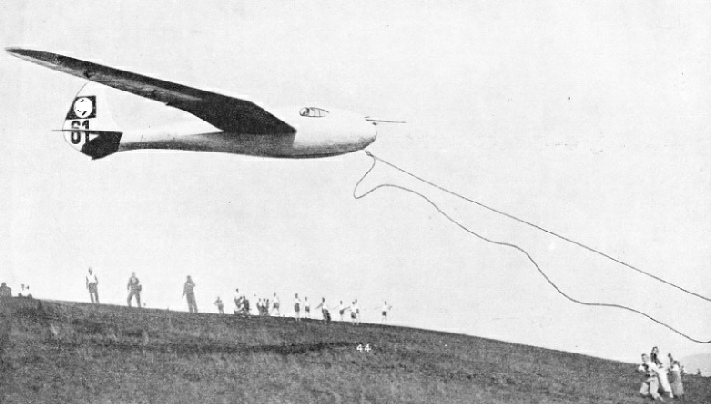 STREAMLINED SAILPLANE at the take-off in a German soaring competition