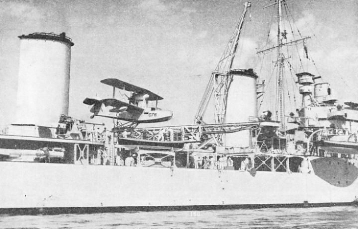 AMPHIBIAN AIRCRAFT ON THE CATAPULT OF H.M.A.S. SYDNEY